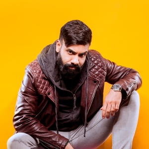 Paul_Chowdhry_Live_Innit_small - 300.jpg
