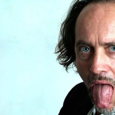 ian cognito.jpg