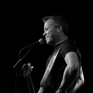 Rob_Deering_Musicface_BW_c_Brian_Higgins.jpg