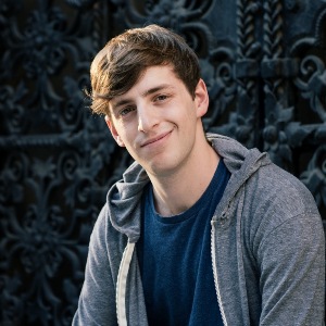 Alex_Edelman.jpg