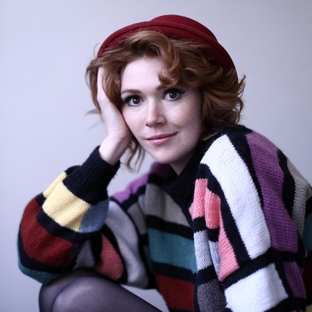 Elf Lyons.jpg